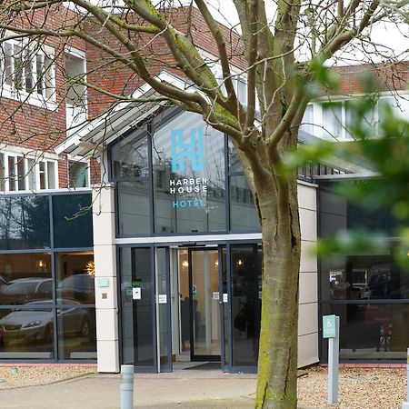 Harben House Hotel Newport Pagnell Bagian luar foto