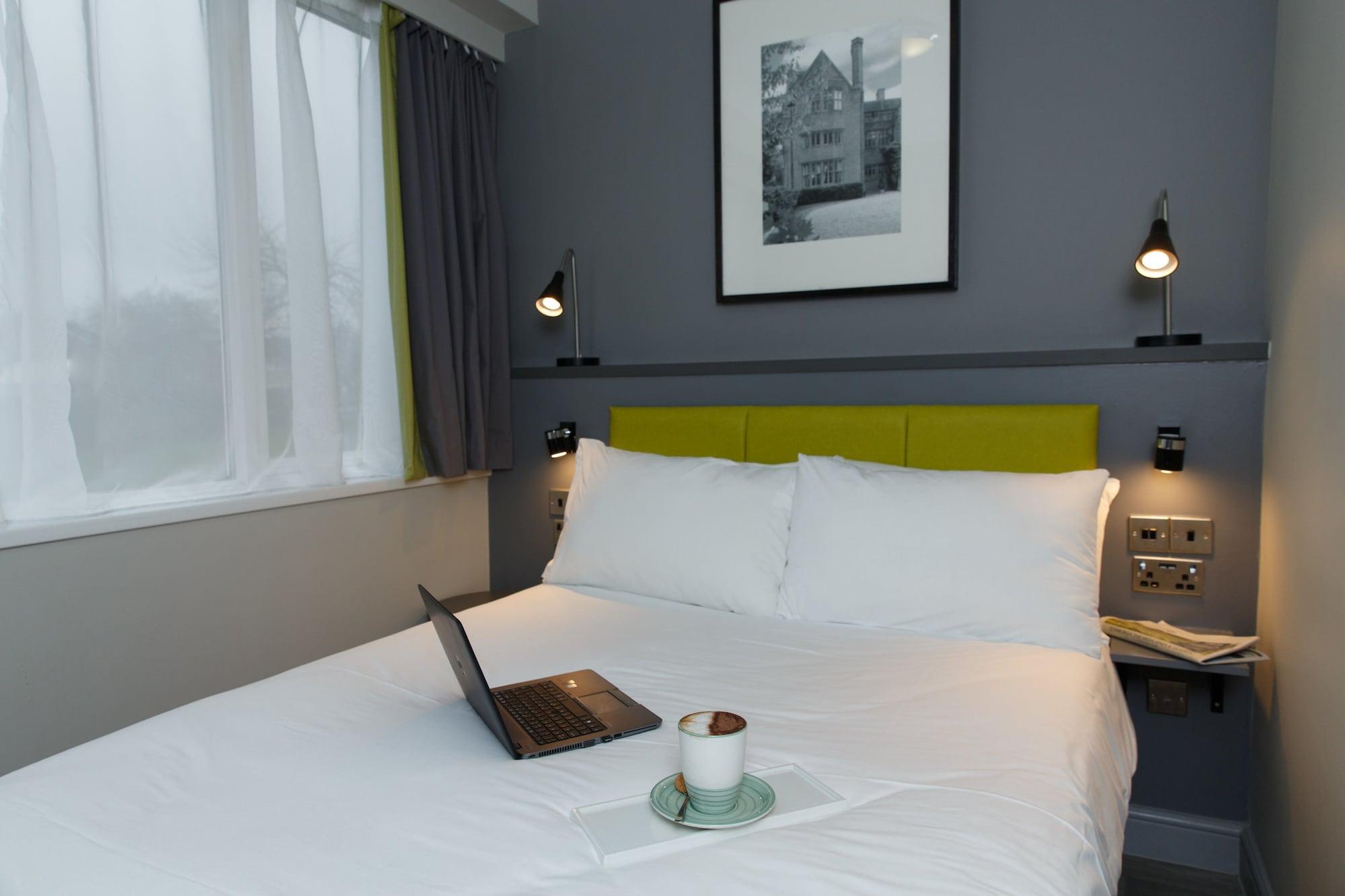 Harben House Hotel Newport Pagnell Bagian luar foto