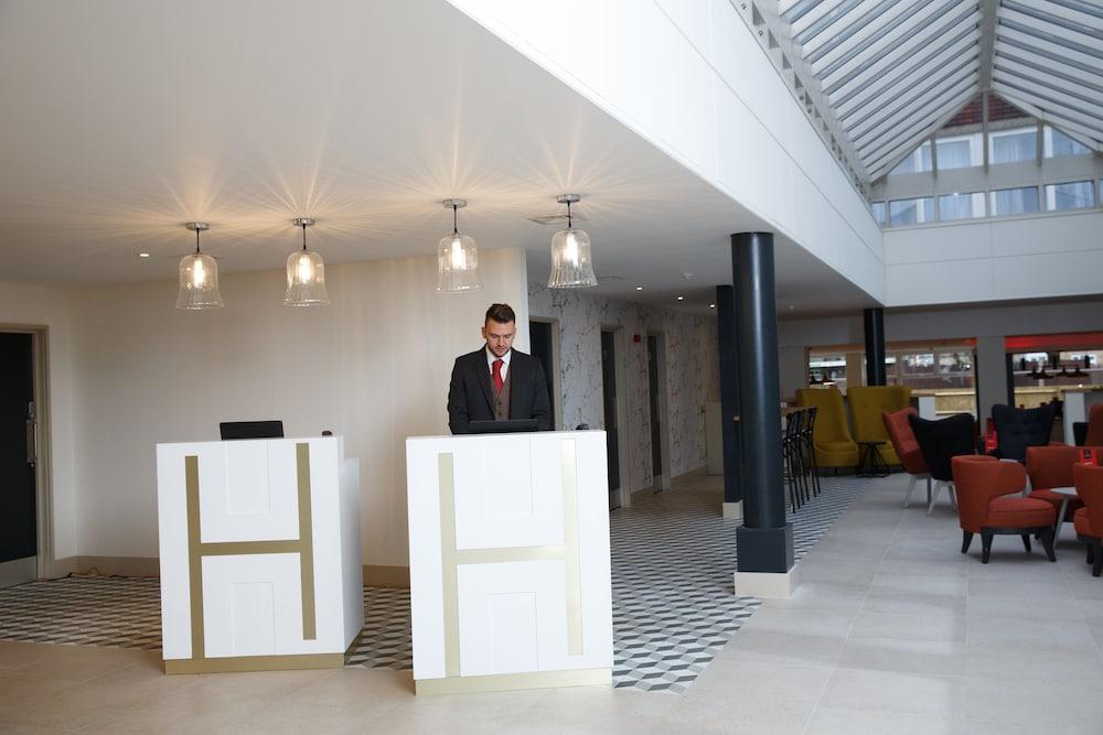Harben House Hotel Newport Pagnell Bagian luar foto
