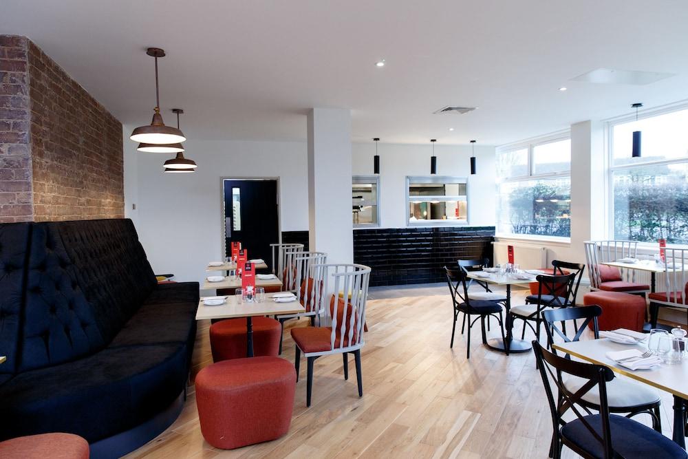 Harben House Hotel Newport Pagnell Bagian luar foto